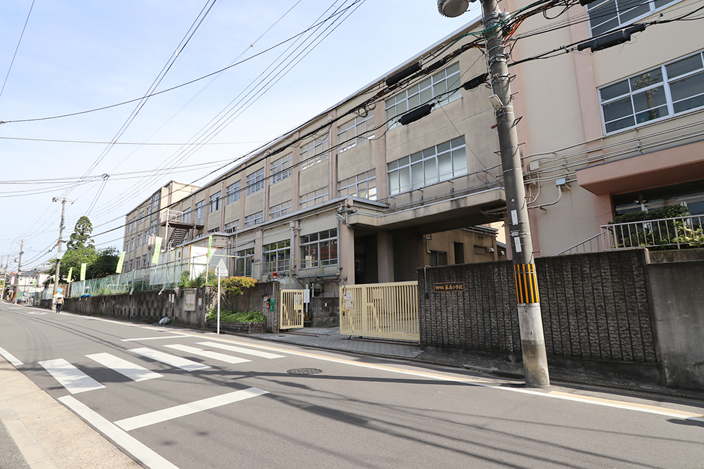 藤ノ森小学校